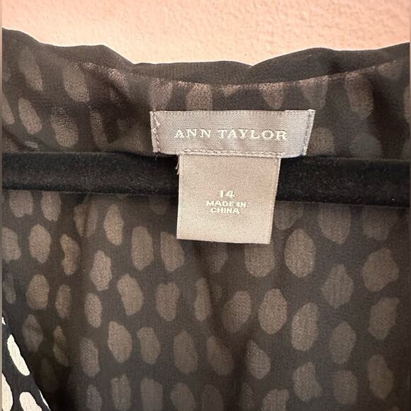 Ann Taylor Lightweight Black and White Tank Top Sleeveless Blouse 14 - Picture 3 of 7